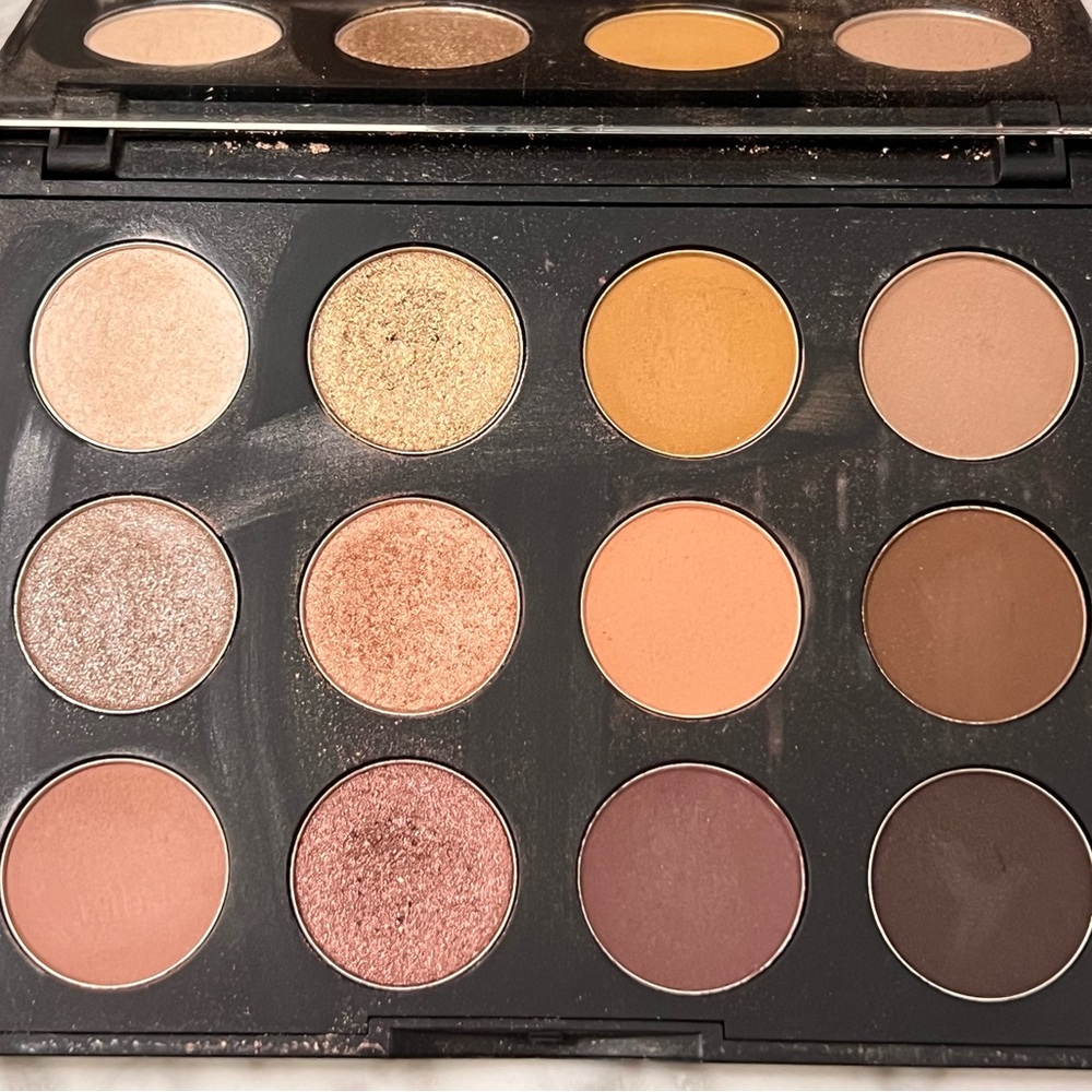 Mac Eye Shadow